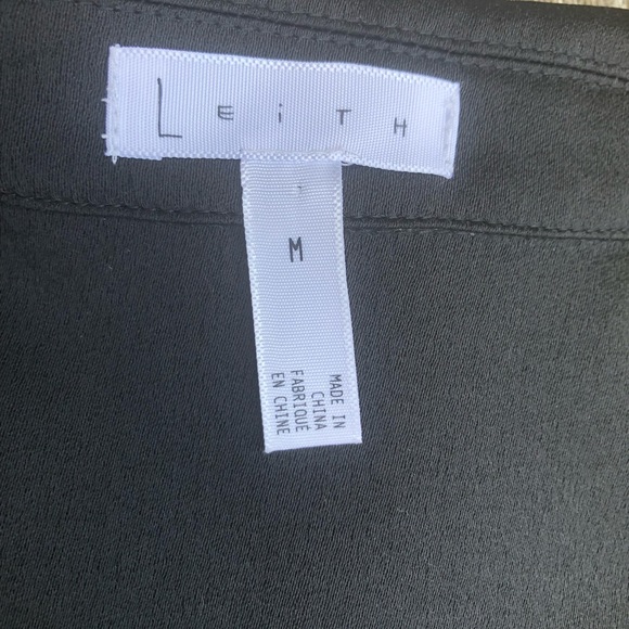 ☀️☀️☀️ 4/$20 Leith tuxedo surplice dress - Picture 7 of 8